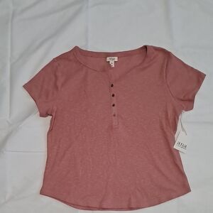 Women’s Pink Button-Up Top